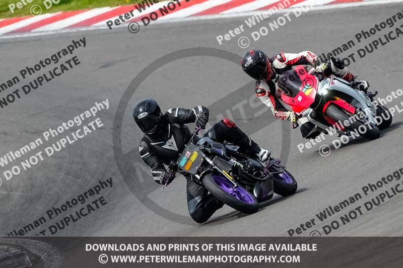donington no limits trackday;donington park photographs;donington trackday photographs;no limits trackdays;peter wileman photography;trackday digital images;trackday photos